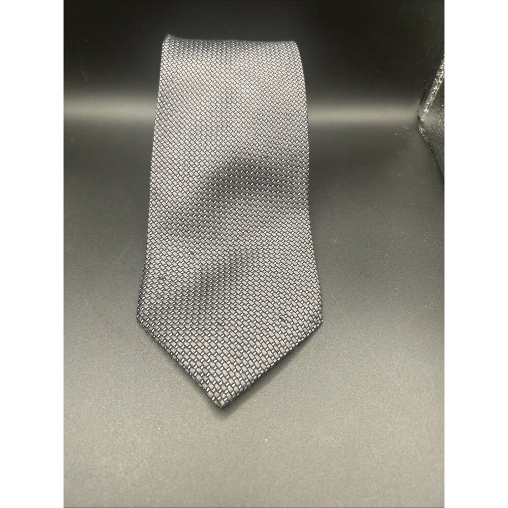 MICHAEL KORS Mens 100% Silk Tie twill weave pattern Gray with Dark Gary